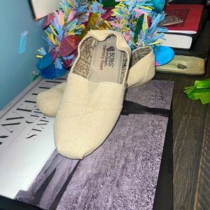 Natural Color Bobs by Sketchers